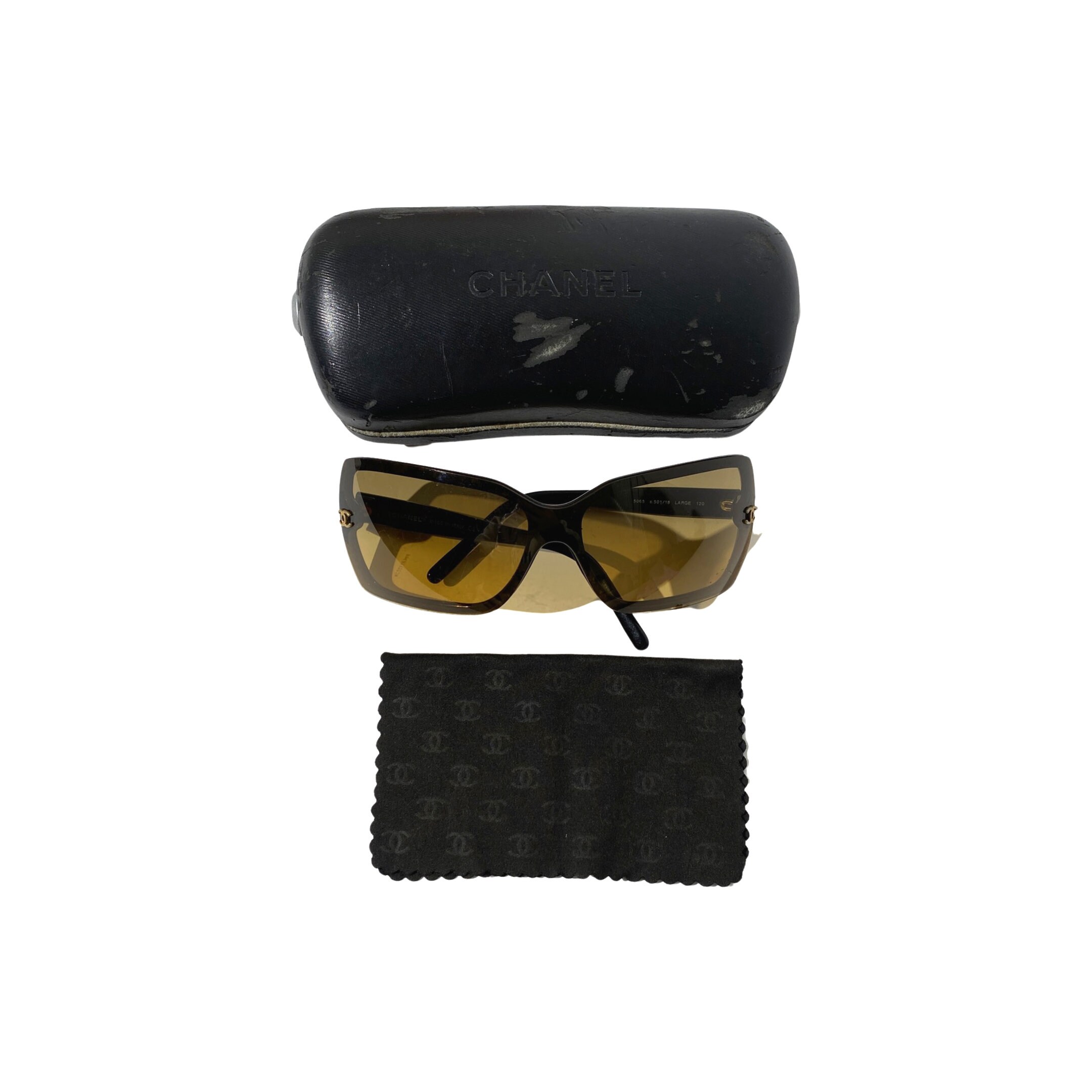 Chanel 2000s 5065 Oversized Yellow Black Sunglasses Chanel 5064 B C 501 18 – Vintage Frames Company main image 4