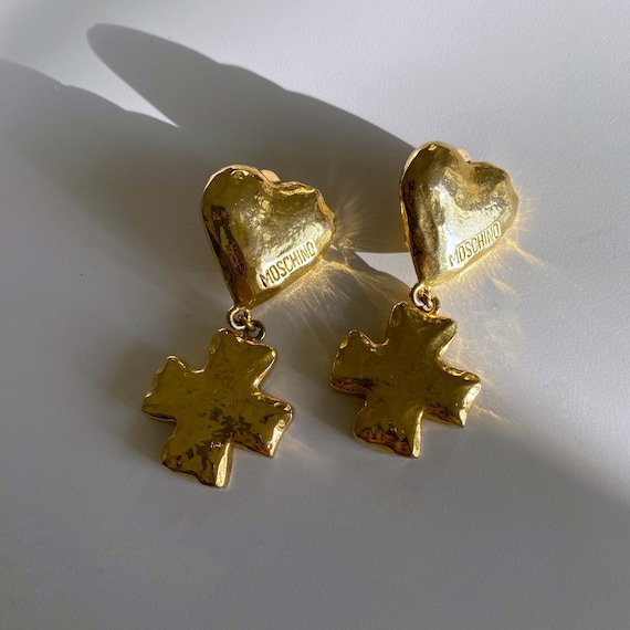 【関税込み】Moschino ゴールド Heart イヤリング 関税込み】Moschino ゴールド Heart イヤリング