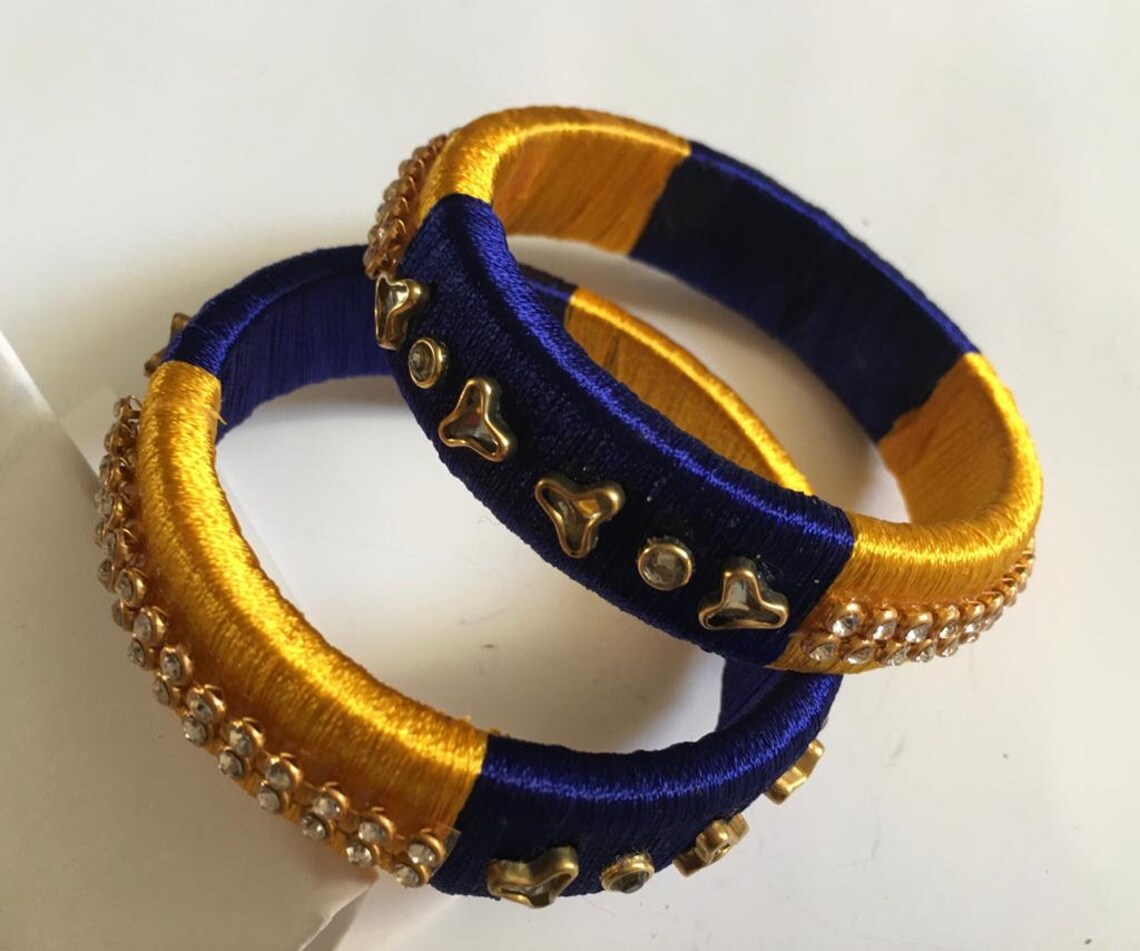 Kundan thread bangles Clearance