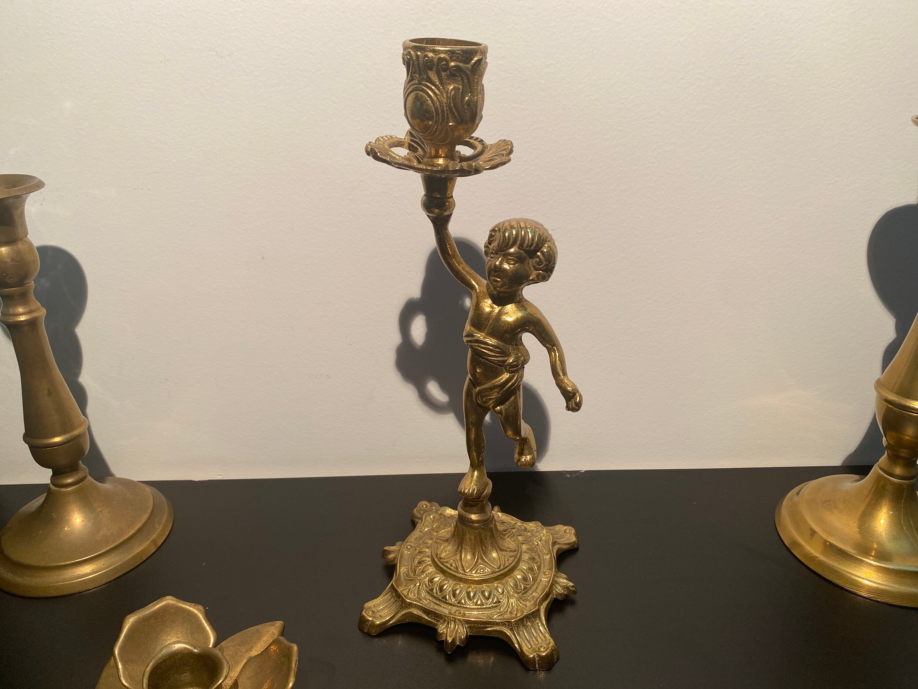 Bougeoir Angelot en Laiton, Vintage 1970, Puti Puto Brass Photophores/Antique Flower Candlestick Ros