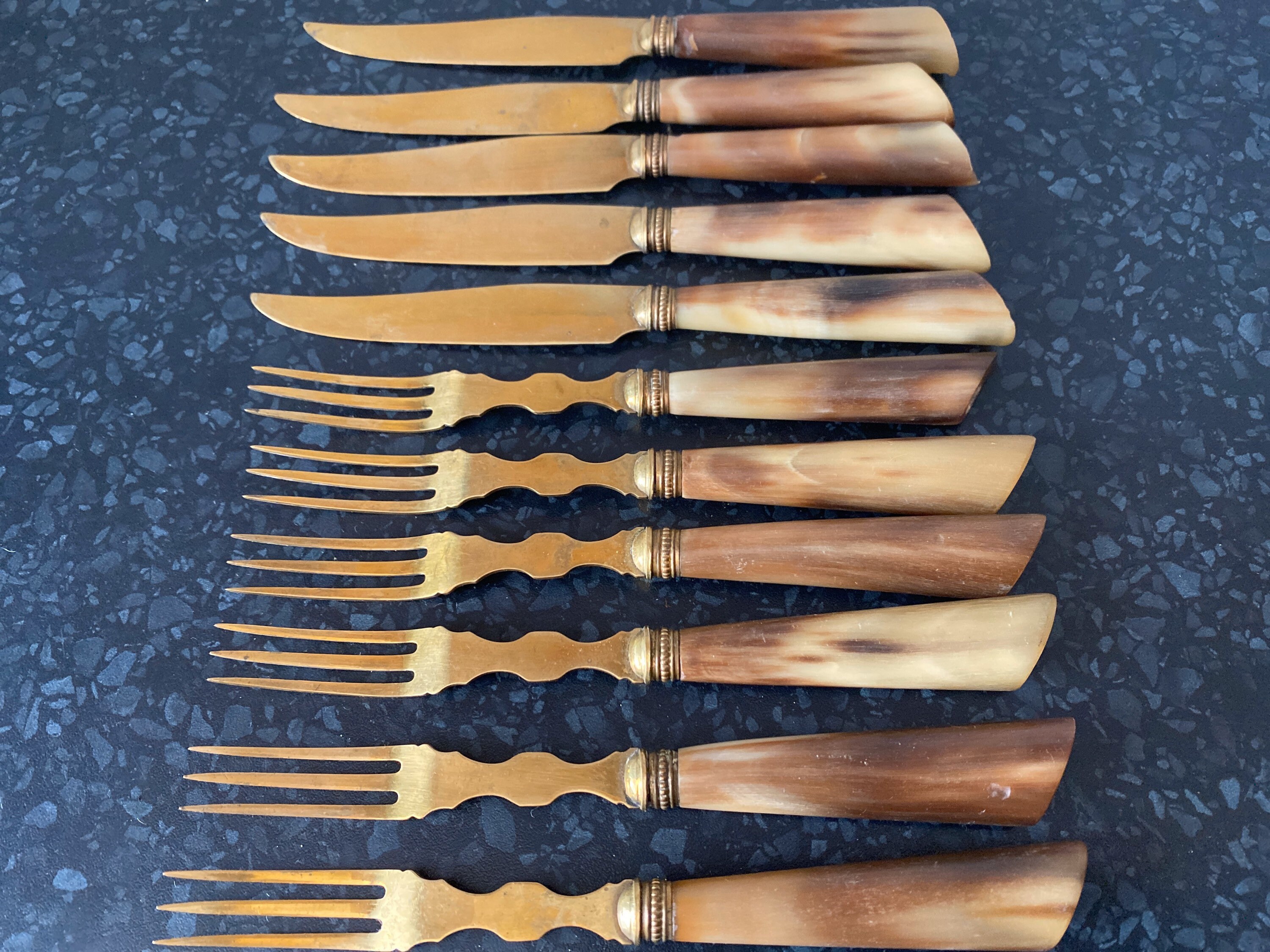 Lot Couverts Couteaux à Fruits/ Entremets/ Fromage en Corne Vintage French Antique Horn Knives & For