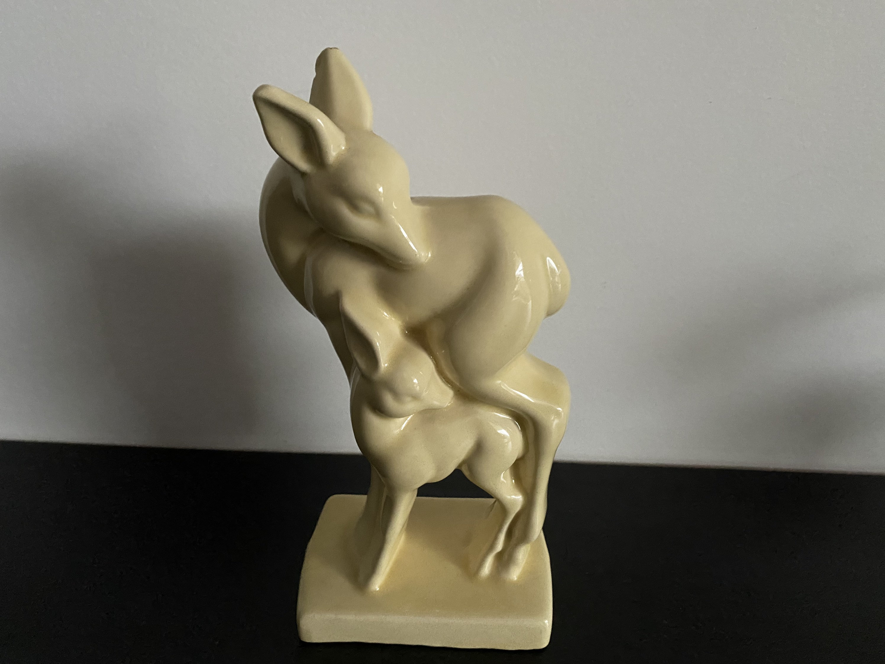 statue en Faience d'une Biche et Son Faon Moderniste Anonyme Vintage 1960 Boho French Antique Midcen
