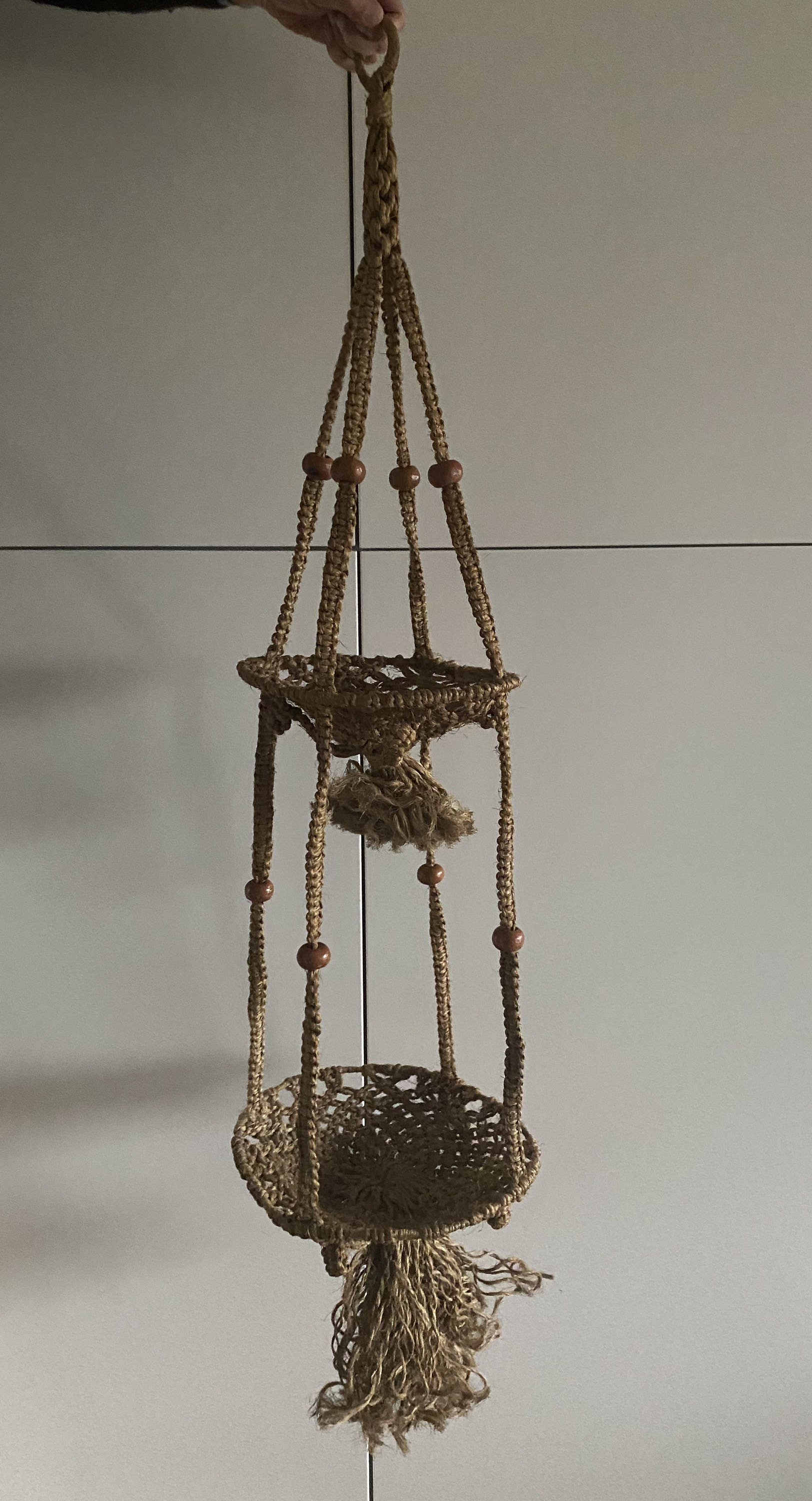 Macramé Vintage 1970 Brun Deux Niveaux Fait Main France Perles Bois Français Grande Hauteur