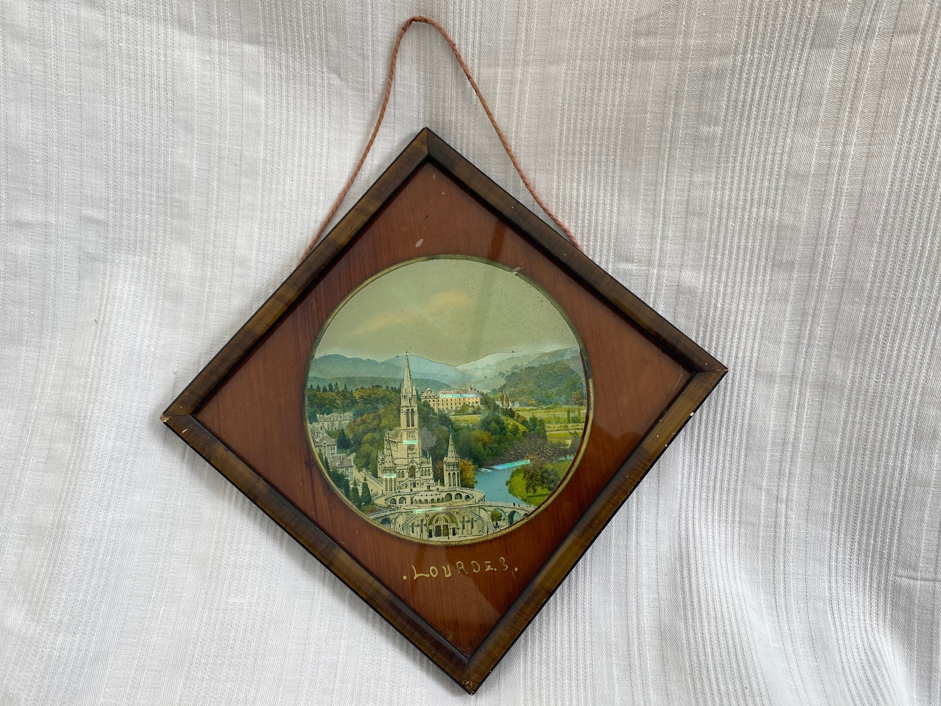 Cadre Lourdes Décor Photo Souvenir Vintage French Antique 1900 Postcard Painted Glass Hanging