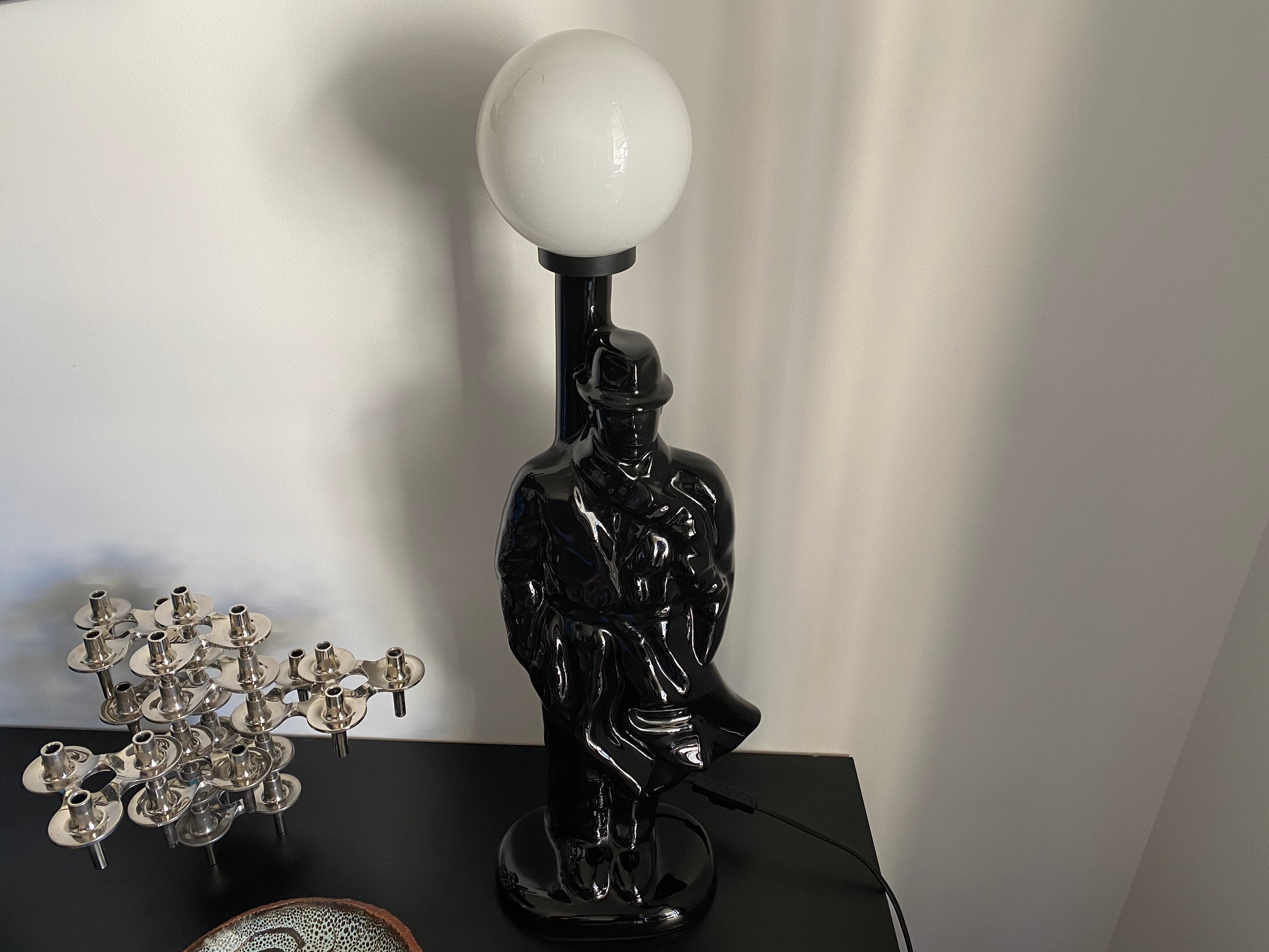 Lampe en Faïence Xl Homme Détective Noire Vintage 1980 French Men Ceramic Lamp Opaline
