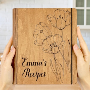Personalized WOODEN recipe book/Christmas Gift/Birthday Gift/Custom Gift for mom/Gift for her/gift for women/Family Heirloom cookbook/Sister