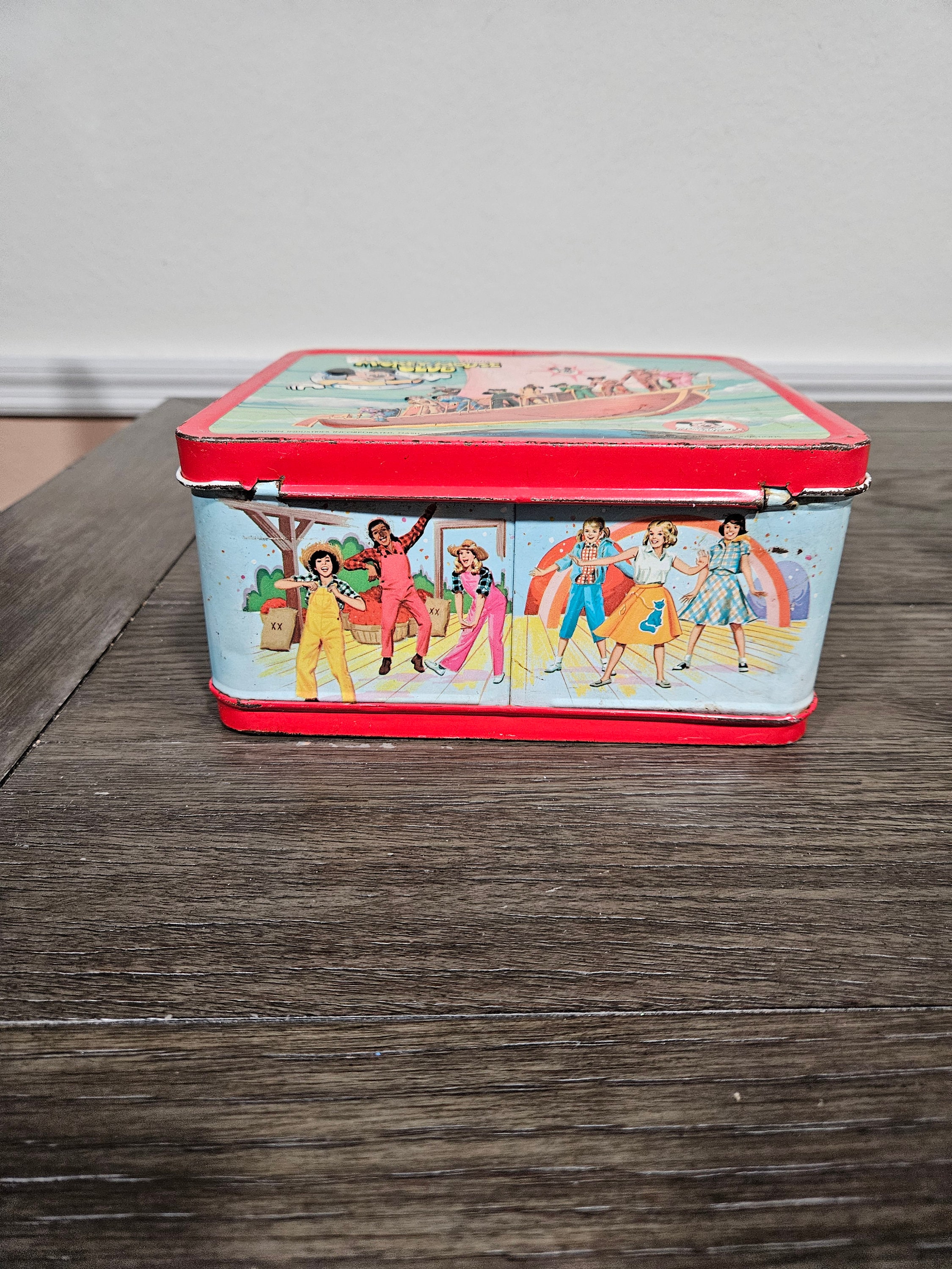 Vintage Walt Disney Metal Lunchbox - Etsy