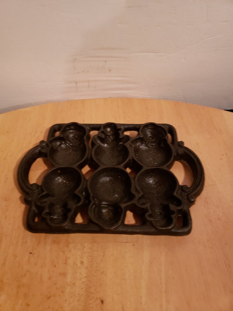 Vintage Cast Iron Snowman Mold - Etsy