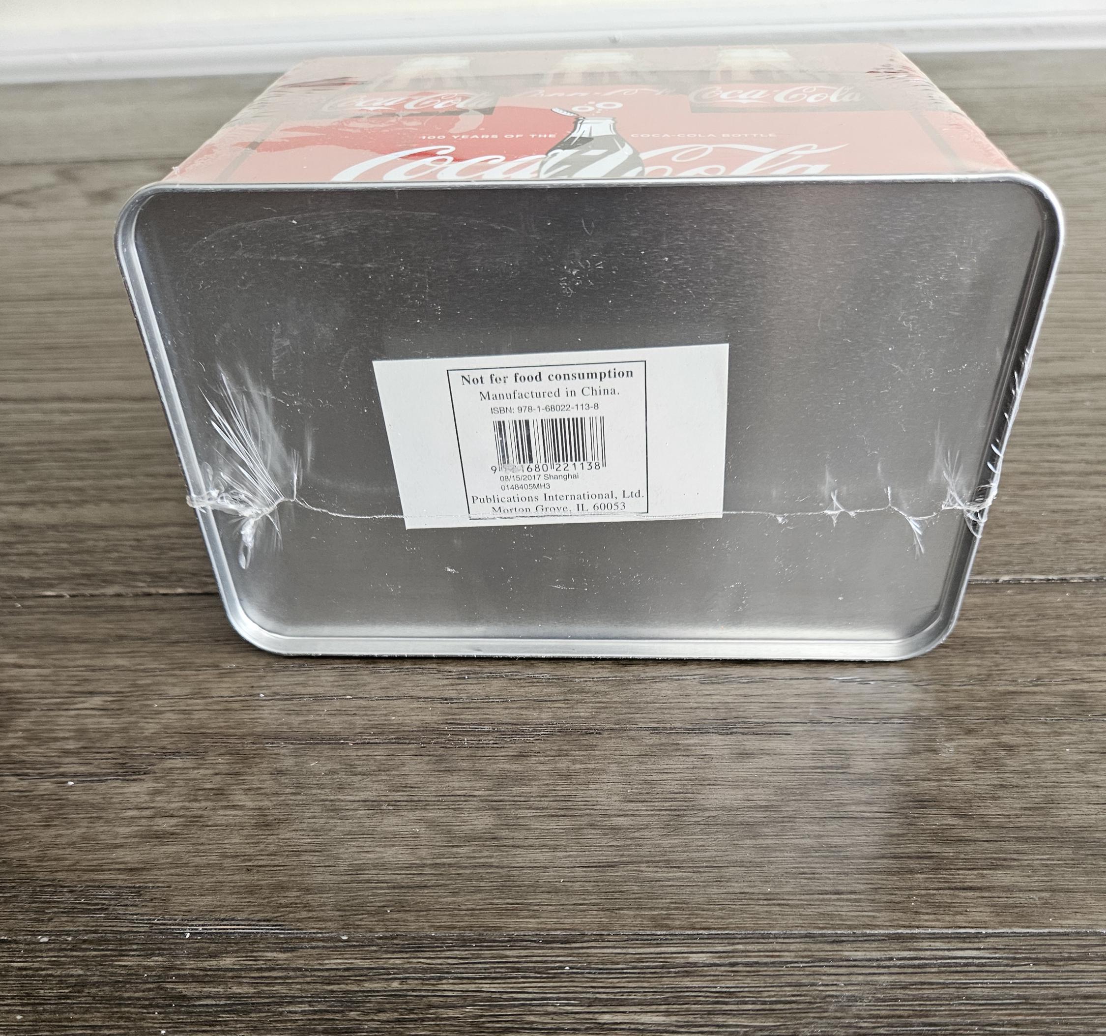 Vintage Coca Cola Recipe Box: Metal Case, 78 Recipes and 22 Blank