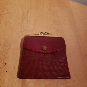 Monedero rojo vintage