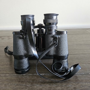 Vintage Tasco Binoculars With Soft Case