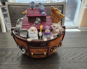 Vintage Noah's Ark Cookie Jar, made exclusively for Harry and David