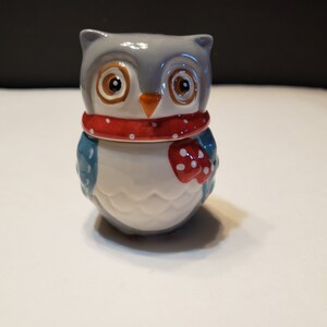 Vintage Magnetic Owl Salt and Pepper Set