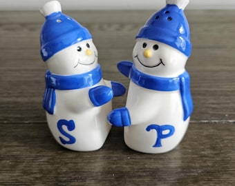 Vintage Snowmen Salt and Pepper Shakers