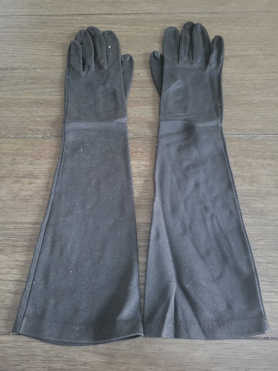 Vintage Black Crescendoe Long Gloves
