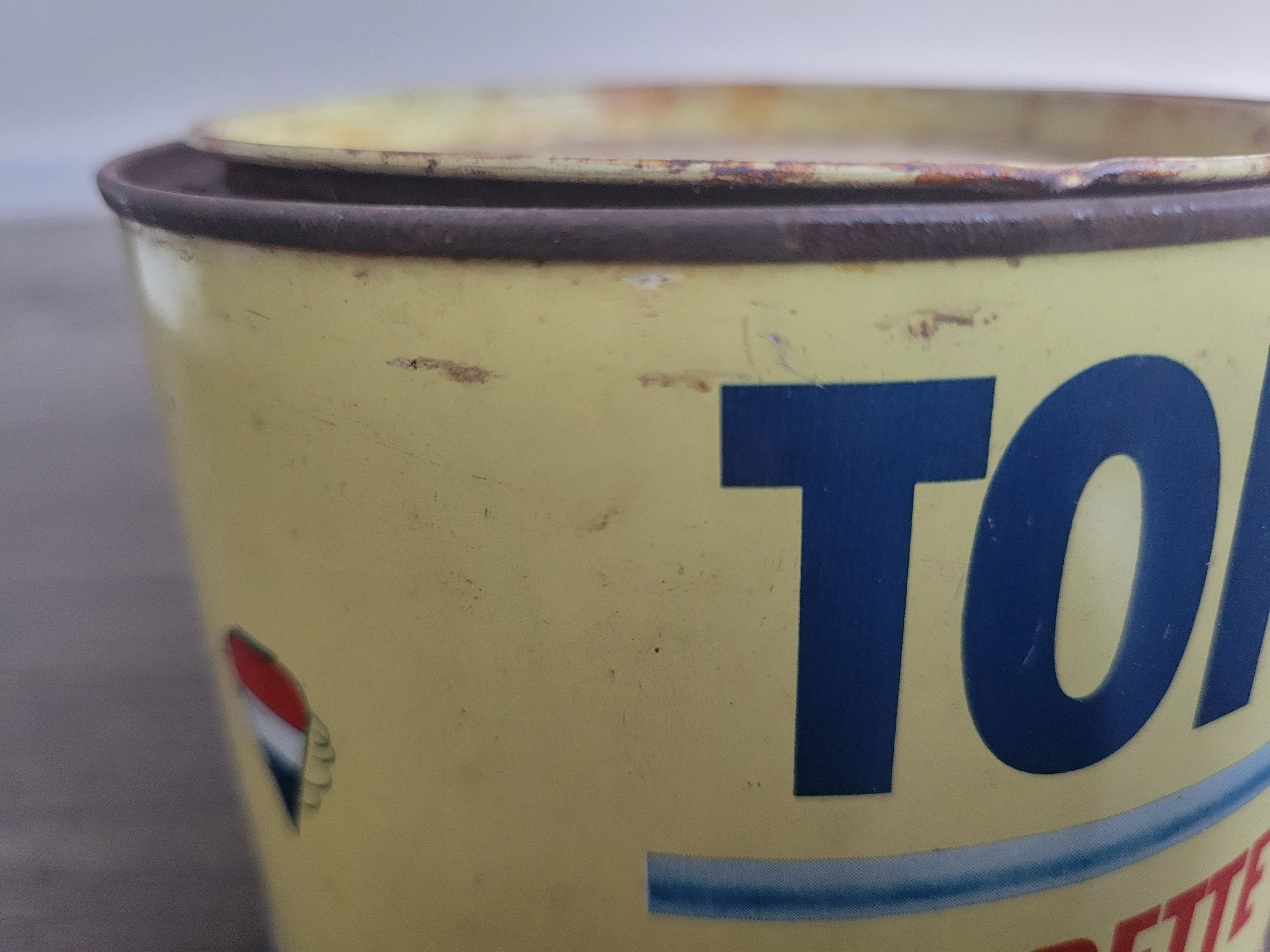 top tobacco price Vintage Top Tobacco Tin