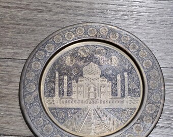 Vintage Brass Decorative Hanging Plate Embossed With The Image of Taj Mahal