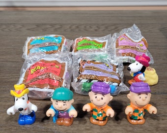 Vintage Set of 10 1989 McDonalds Peanuts Toys