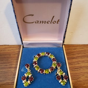 Vintage Camelot Pin and Clip on Earring Set with Rhinestones - F28