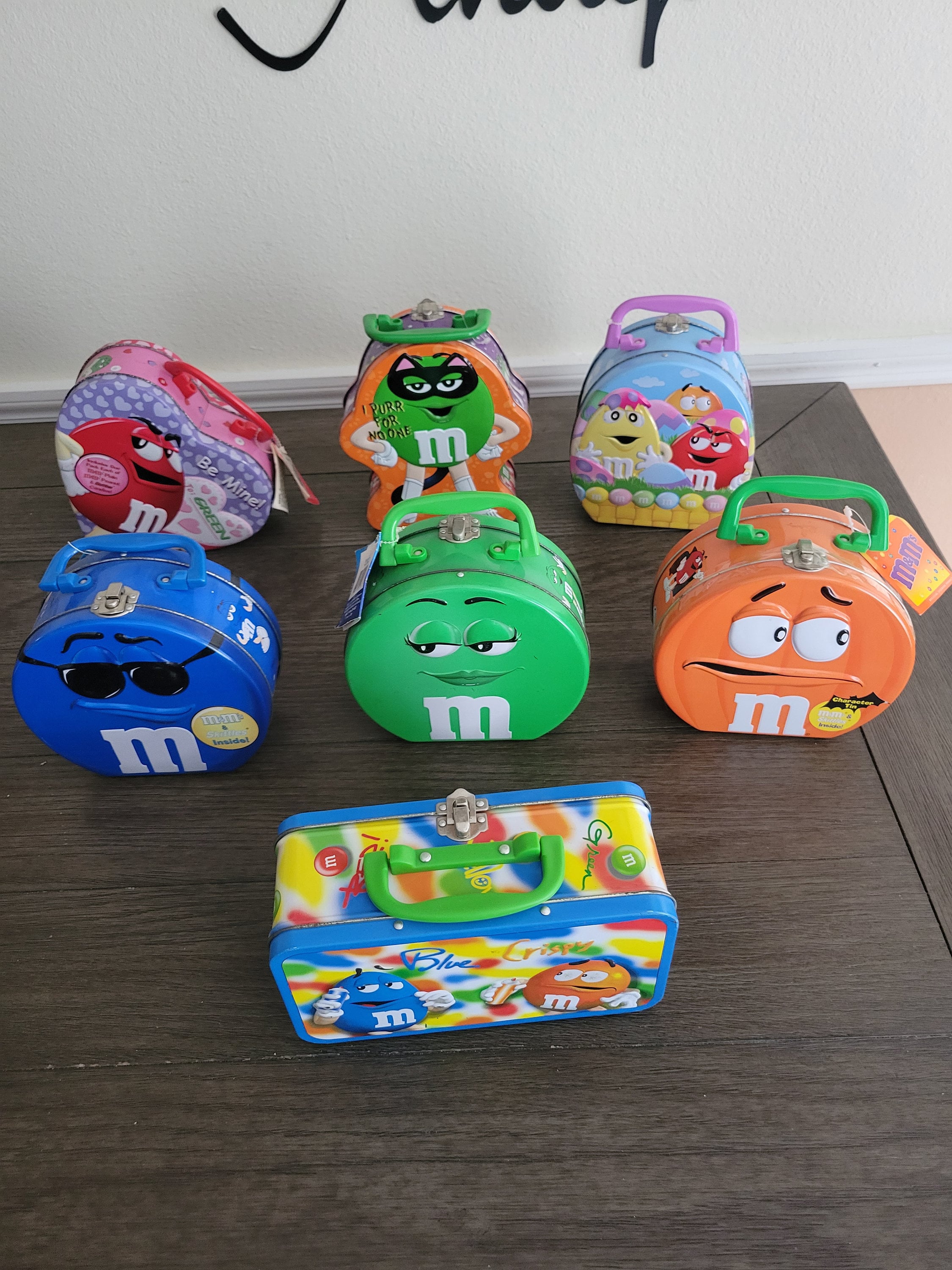 Adorable and VHTF M&ms Chocolate Vinyl Lunch Pail/bag 