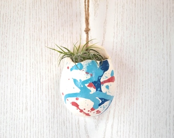 Handmade Hanging Planter - Vertical Wall Garden Décor for Indoor and Outdoor Spaces