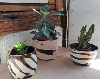 Details about   Ceramic Flower Pot Designer Planter Vase Indoor Outdoor Planter Handicraft 