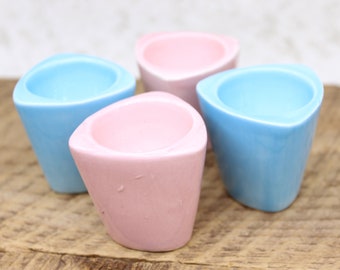 Set of 4 Vintage Triangle Shaped Pastel Ceramic Egg Cups
