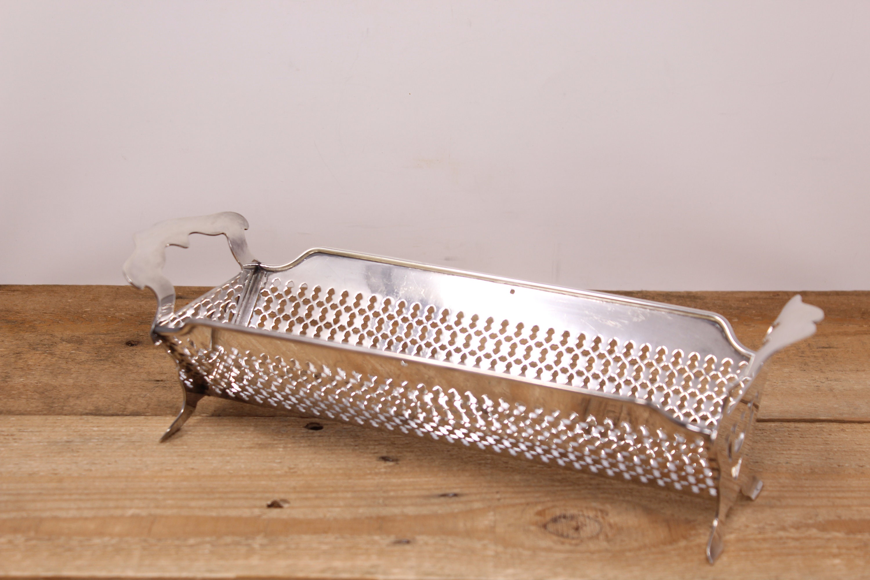 Louis Xv By Whiting-gorham Sterling Silver Bread Basket Pierced #3870  Auction
