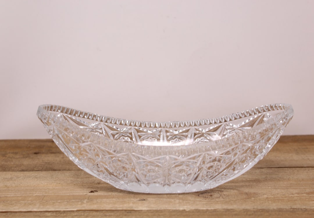 Vintage Pressed Glass Oval Boat Shaped Bowl / Fruit Bowl Etsy