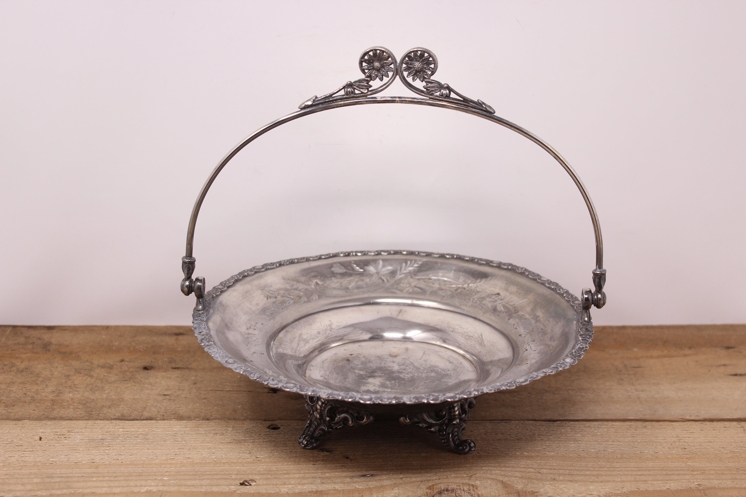 Antique Richfield Plate Co - 811 Quadruple Silver Plate Victorian