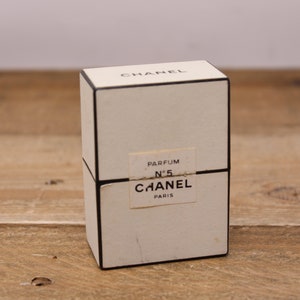 chanel toothbrush set