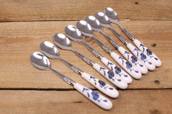 8 Stainless 18/10 Tea Spoons / Dessert Spoons With Floral Design