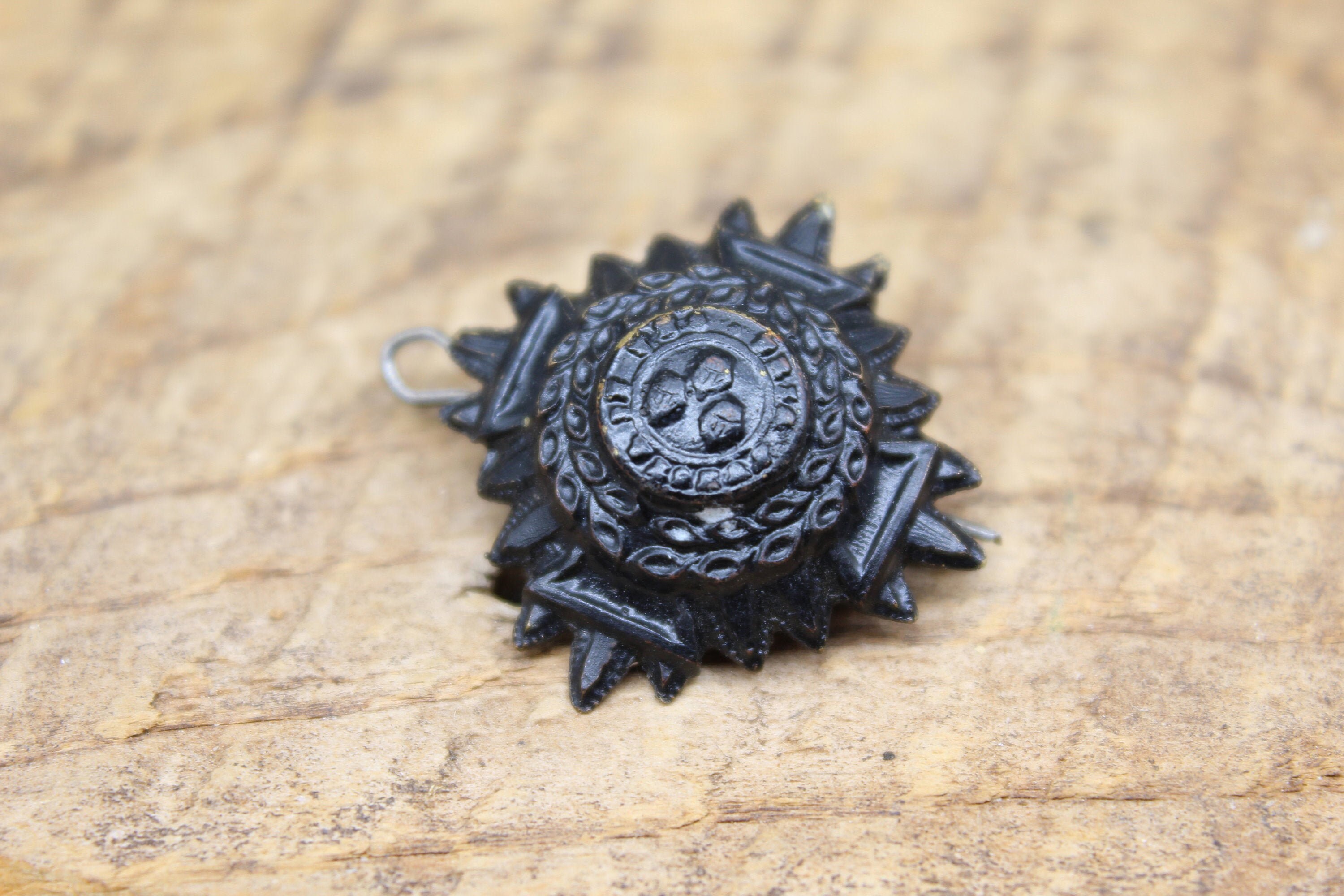 Tria Juncta in Uno British Epaulet Pip Rank Badge Etsy Canada