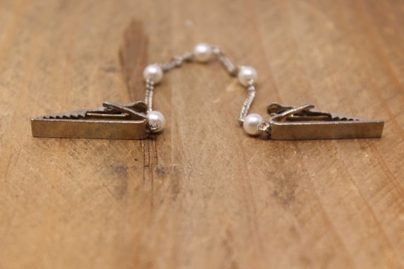 Vintage Sweater Clips / Collar Clips – Silver-Tone & Faux Pearls - Pat. 2853761