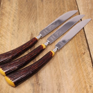 3 Vintage Marvo Live Edge Steakmates Knives with Faux Antler Bakelite Handles by Glo Hill
