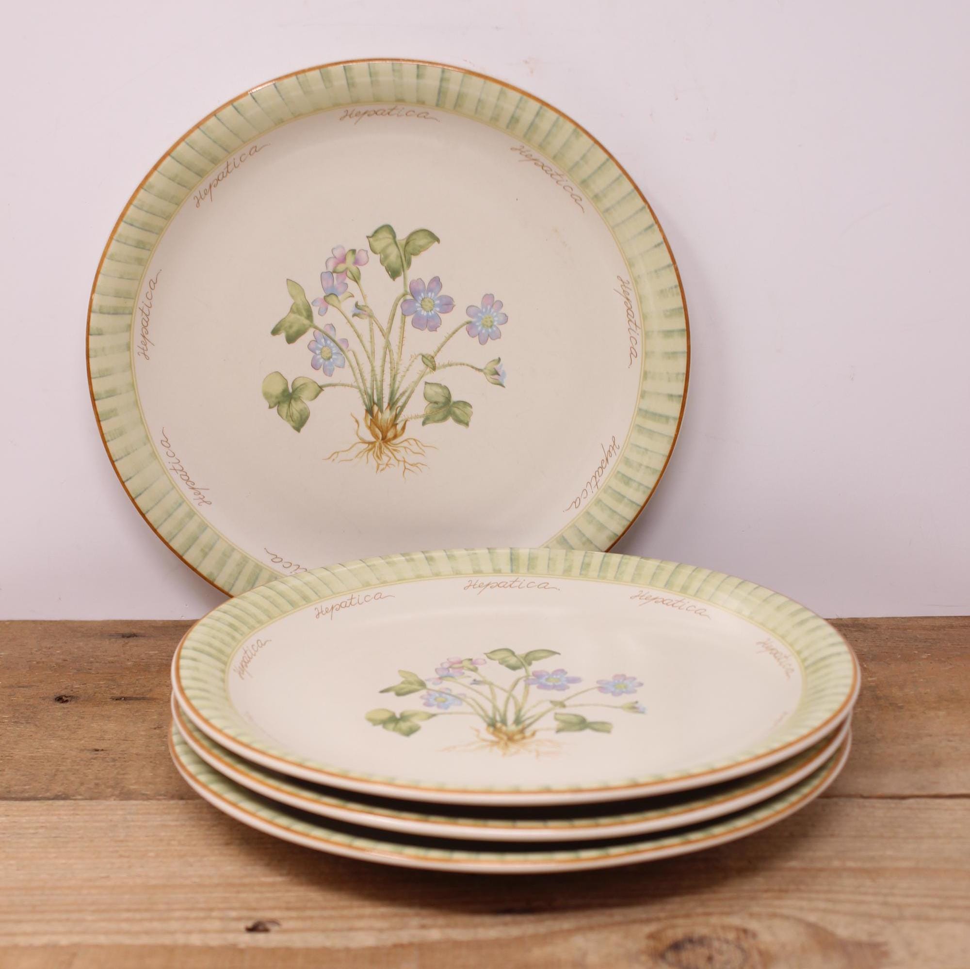 4 Vintage Royal Orchid Stoneware - Hepatica - Salad / Dessert