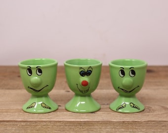 Vintage Funny Face Egg Cup & Bobble Hat – Green/yellow  display picture 3