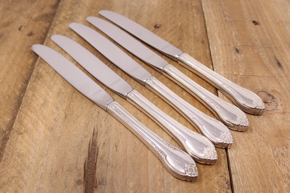 Remembrance 1948 - 1847 Rogers Bros. - 5 Dinner Knives - Etsy Canada
