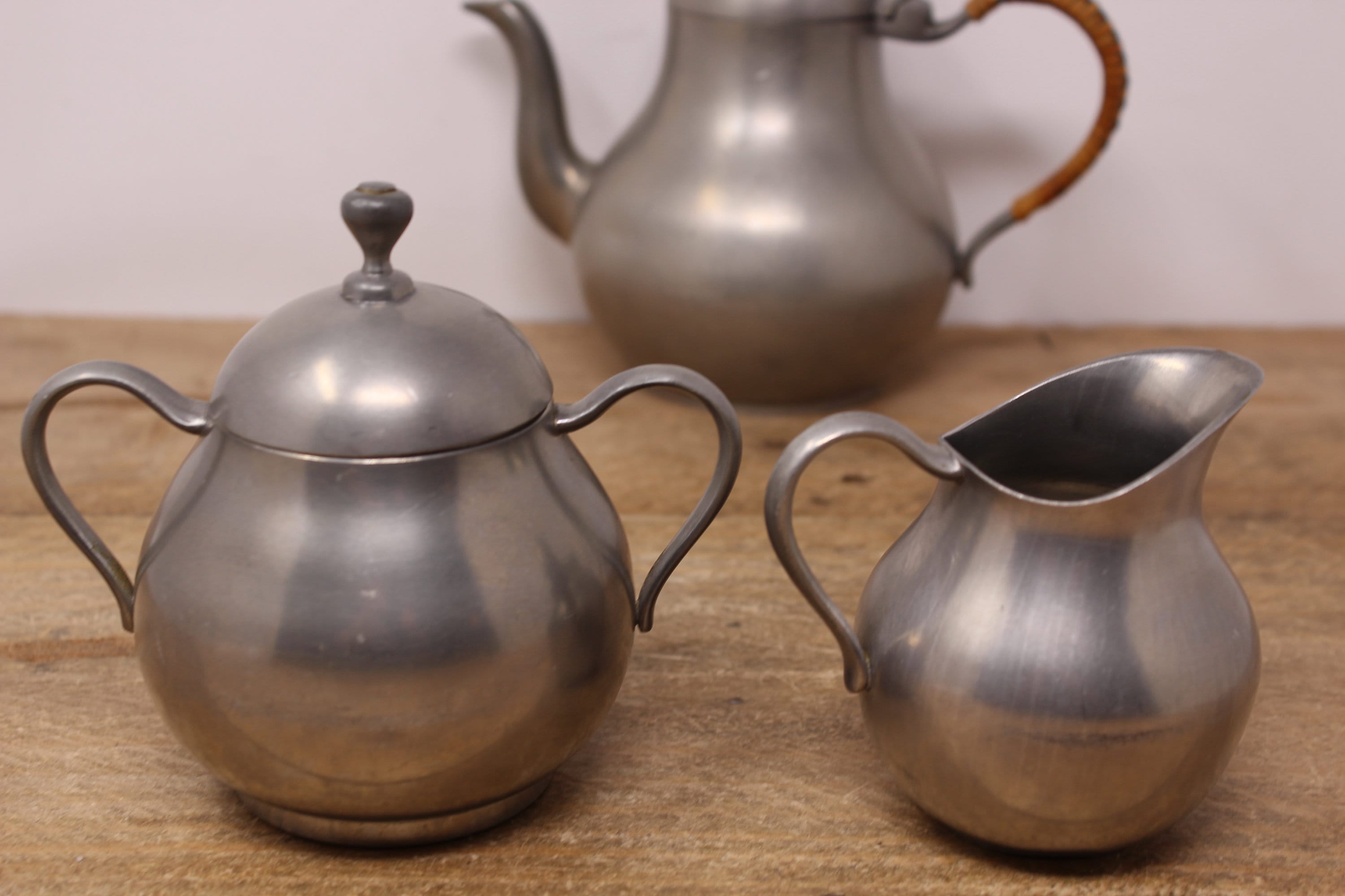 Vintage Dutch Pewter Tea Set – Loch Tollenaar, Rattan Handle - Etsy