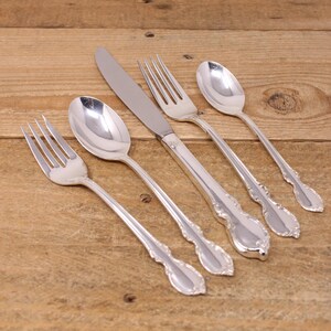 Vintage 1847 Rogers Bros. Silverware – "Reflection" 5-Piece Setting