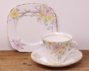 Colclough Bone China Tea Cup Set – Pink & Yellow Florals, Gold Trim