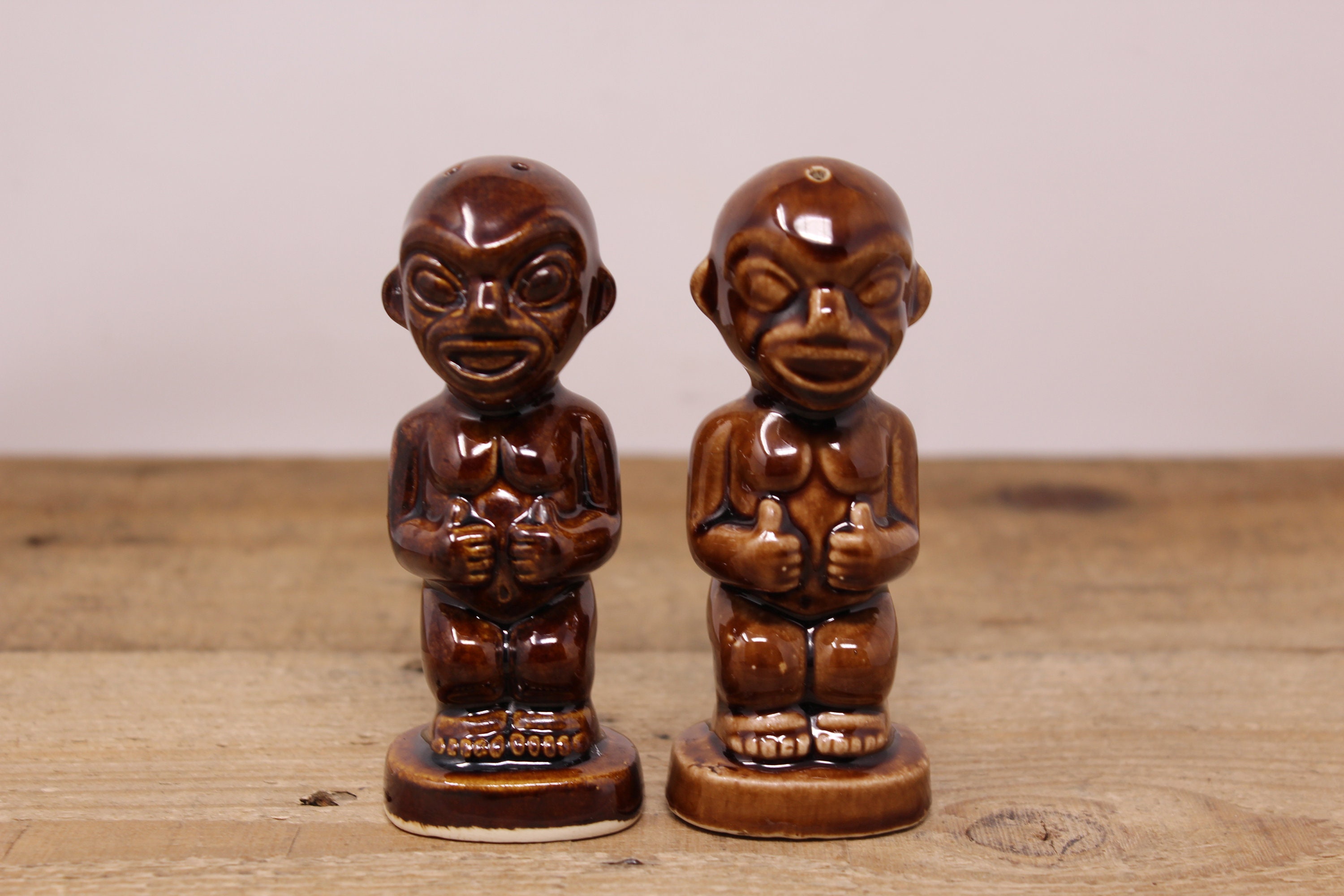 調理器具  Kutani Crane SALT&PEPPER Vintage Set of Kon -tiki Salt & Pepper Shakers - Design by Crane