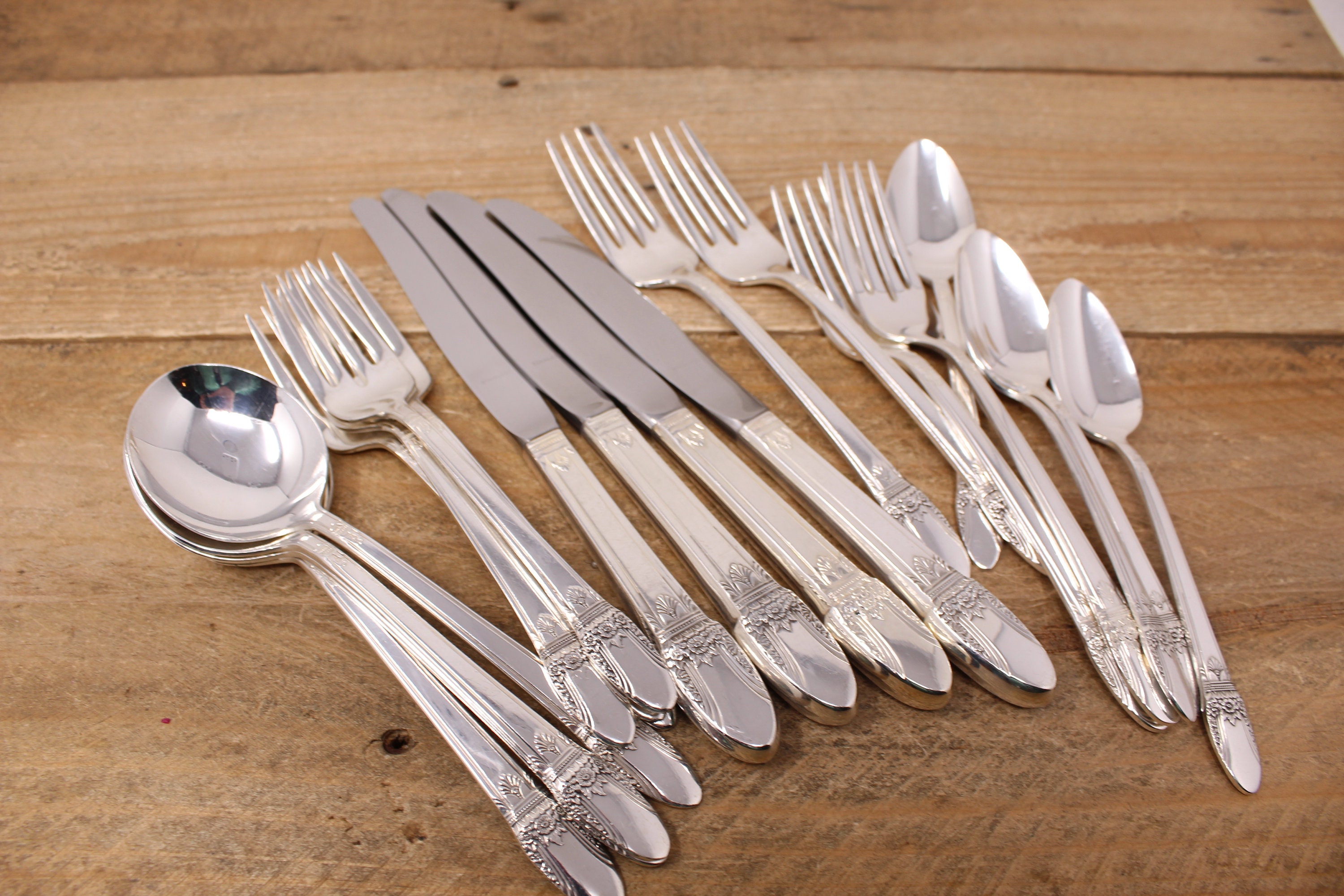 4 Vintage - First Love 1937 - 5-piece Place Settings (20 Pieces
