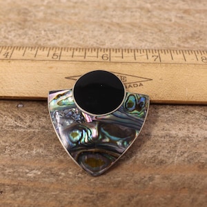 Vintage Silver Tone Pendant / Brooch with Abalone / Mother of Pearl Inlay