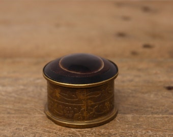 Vintage Shell Covered Embossed Brass Trinket Box / Ring Box