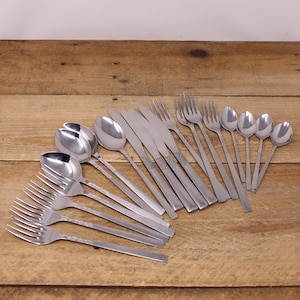 専用　イギリスアンティーク　VINERS　カトラリーセット　58ピース 専用 イギリスアンティーク VINERS カトラリーセット 58ピース