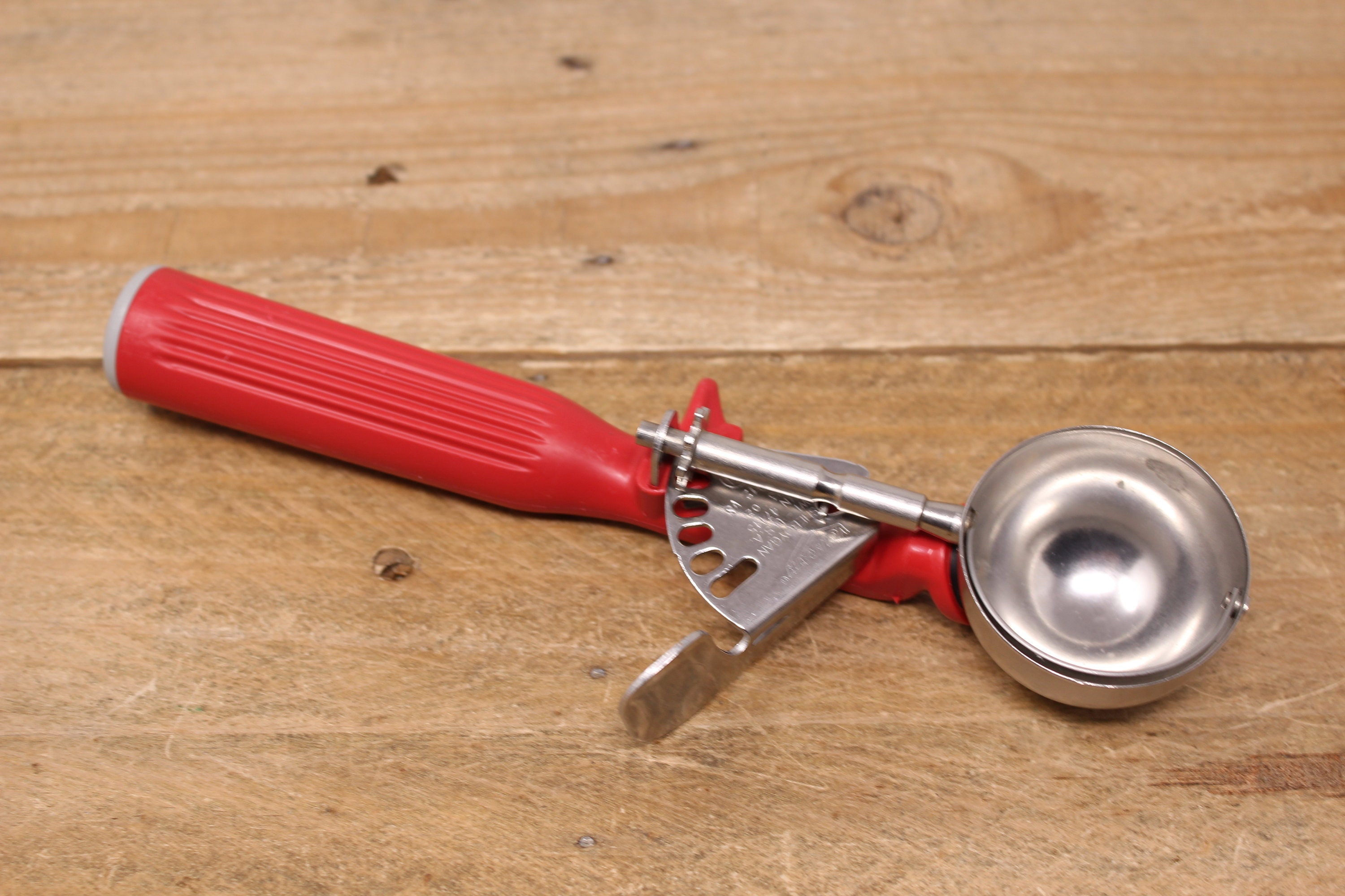 Vintage Sheboygan Ice Cream Scoop Vollrath Red Plastic Handle 