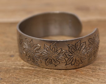 Vintage Kirk Pewter - Chrysanthemum Cuff Bracelet - 900-11