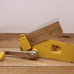 Swing Away Wall Mount Fold Out Can Opener Vintage Mid Century White