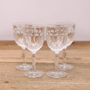 4 Teardrop Design - Cordial / Sherry Glasses  by VMC Reims